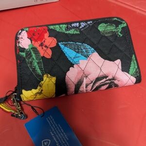 Vera Bradley Havana Rose RFID Grab & Go Wristlet